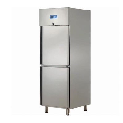 Öztiryakiler GN 600 NMV Dik Tip Monoblok Buzdolabı, Çift Yarım Kapılı