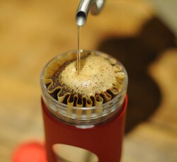 Cafflano Go-Brew Kahve Demleme Şişesi, Pembe - Thumbnail