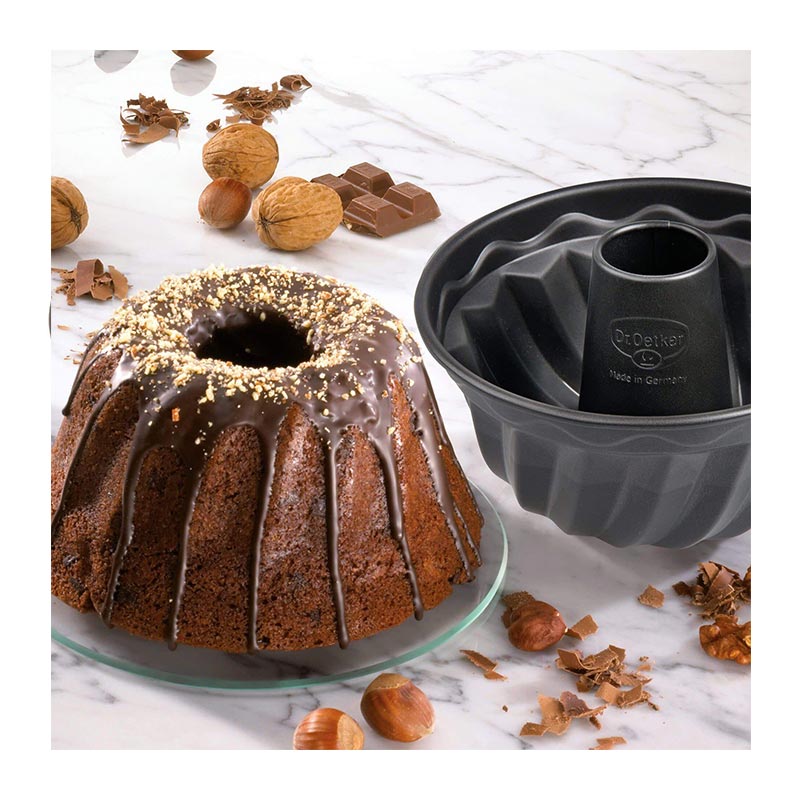 Dr. Oetker 2582 BackFreude Clasic Kelepçeli Göbekli Kek Kalıbı, 18 cm