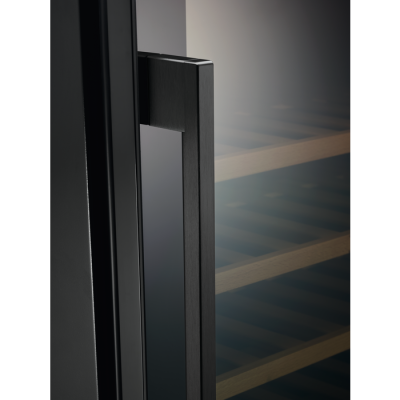 Electrolux EWUS052B5B Şarap Dolabı, 36 Şişe Kapasiteli