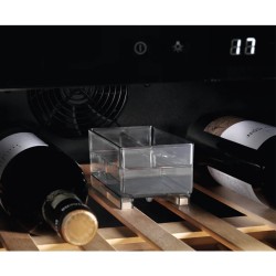 Electrolux EWUS052B5B Şarap Dolabı, 36 Şişe Kapasiteli - Thumbnail